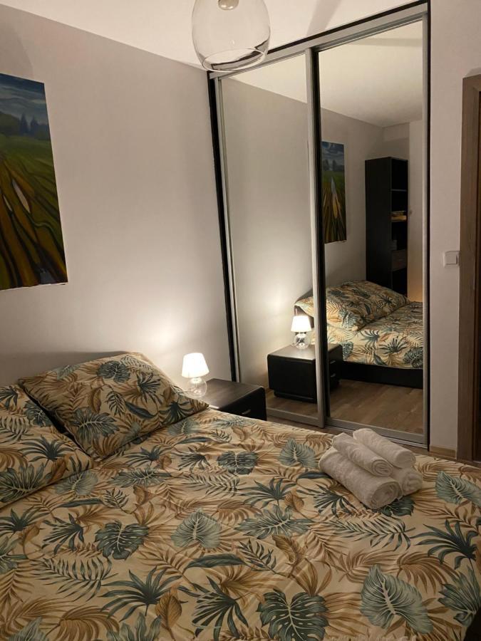 Dyrekcyjna Apartment Wroclaw Ngoại thất bức ảnh